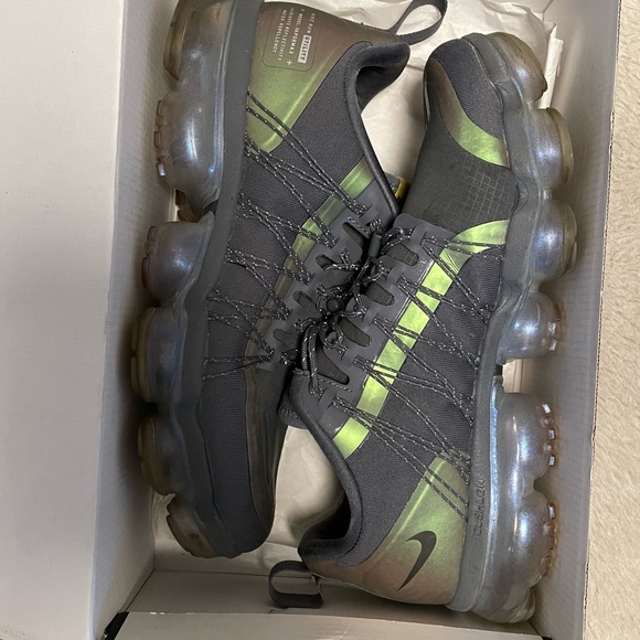 Men’s Nike Air Max Run Utility Size 8 - Picture 2 of 3